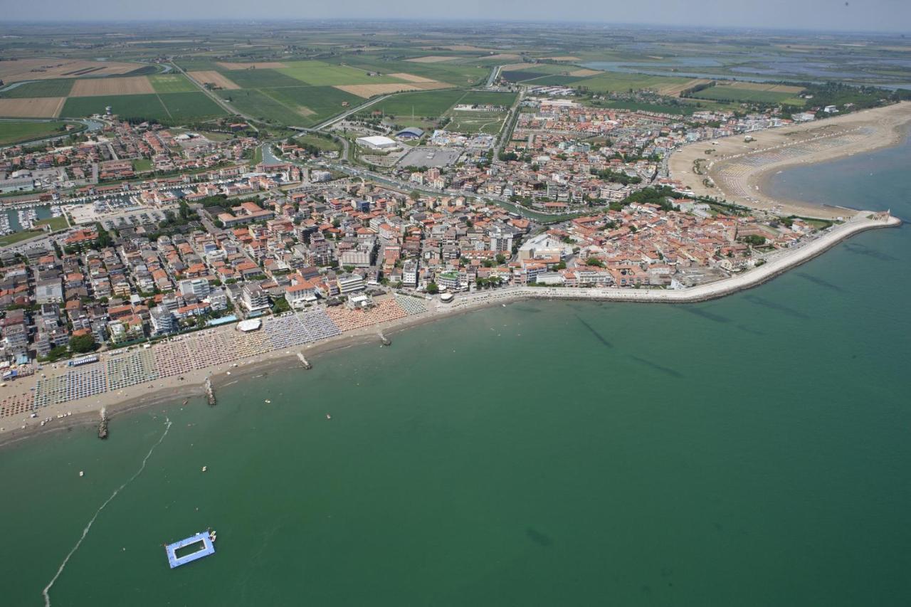 Penthouse Attico Mara Appartement Caorle Buitenkant foto