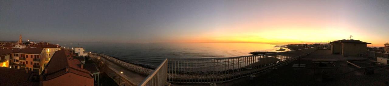 Penthouse Attico Mara Appartement Caorle Buitenkant foto