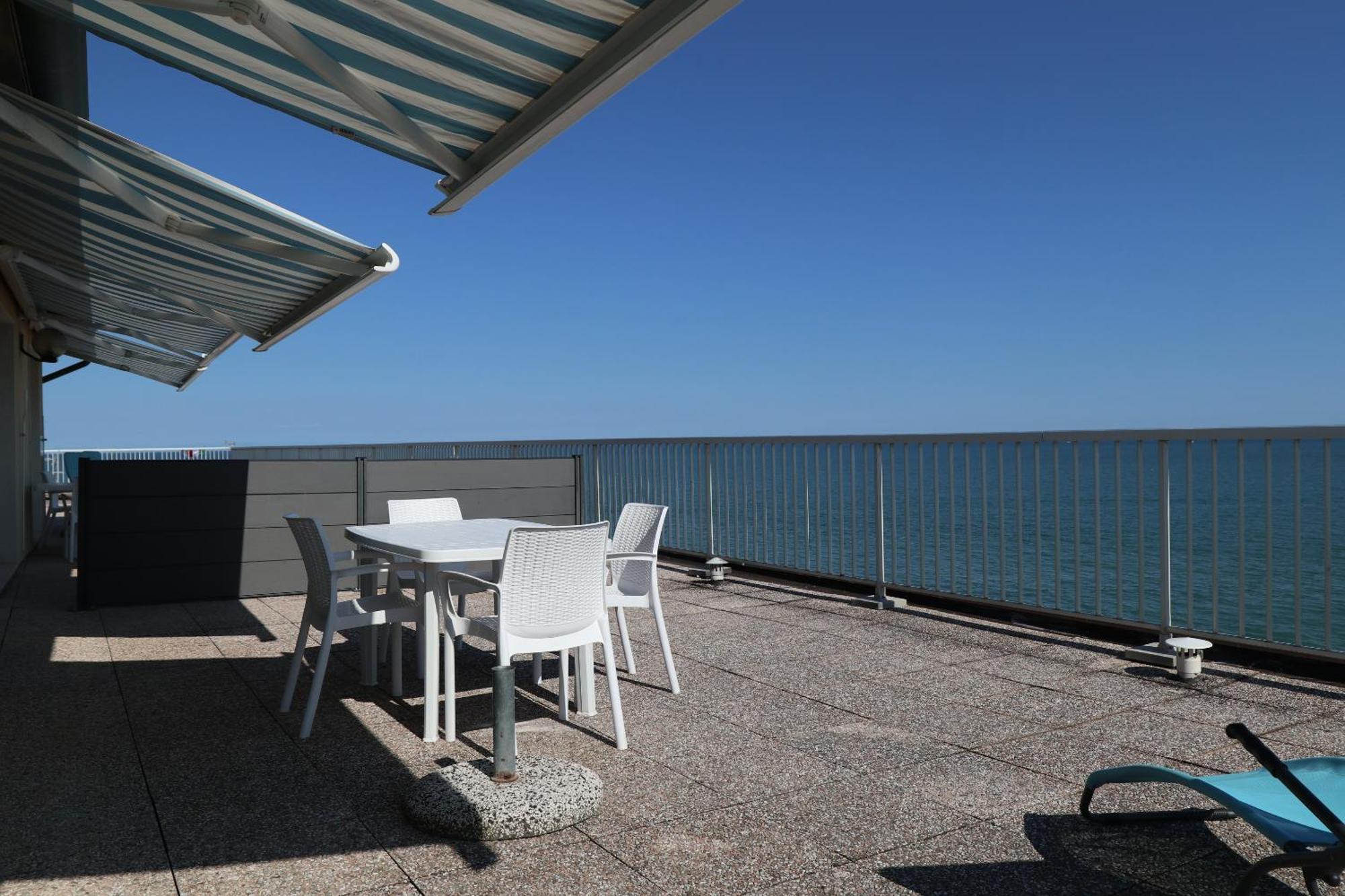 Penthouse Attico Mara Appartement Caorle Buitenkant foto