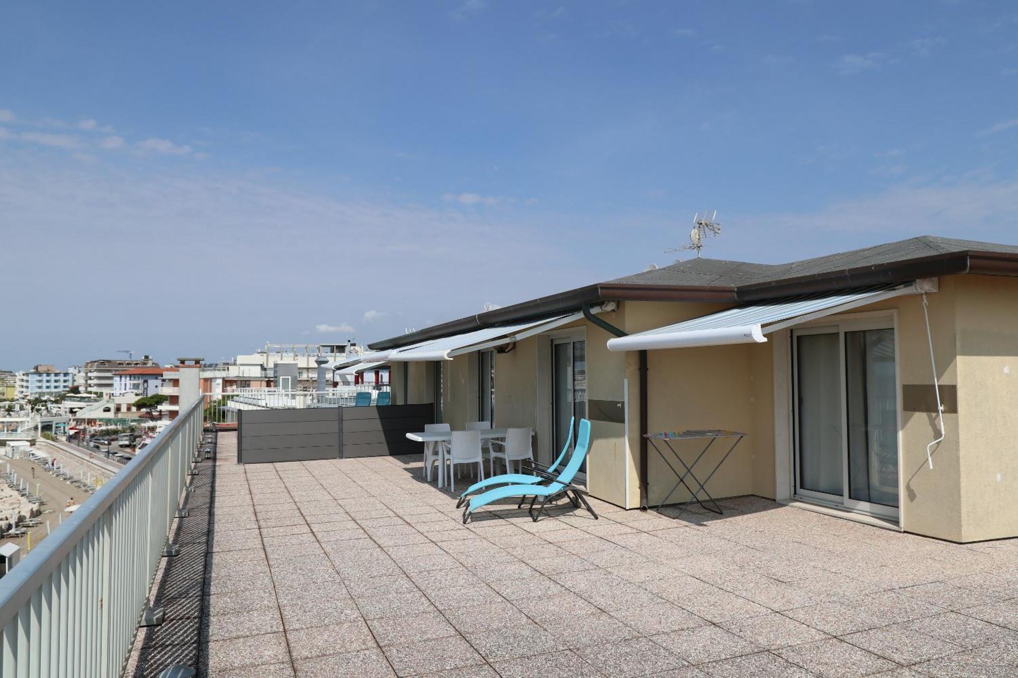 Penthouse Attico Mara Appartement Caorle Buitenkant foto